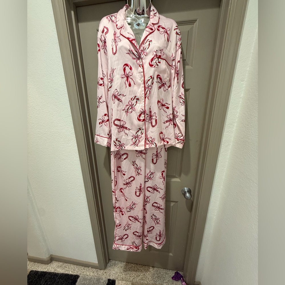 Pink & Red pj’s NWT size Large